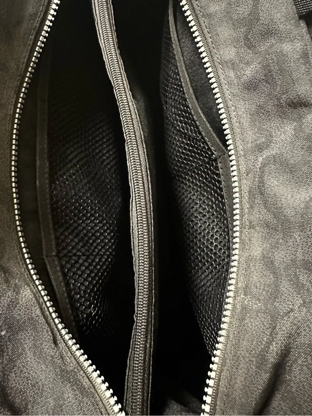 TOUS Kaos Baby / All Purpose Shoulder Bag in Anthracite-Black - Picture 8 of 11